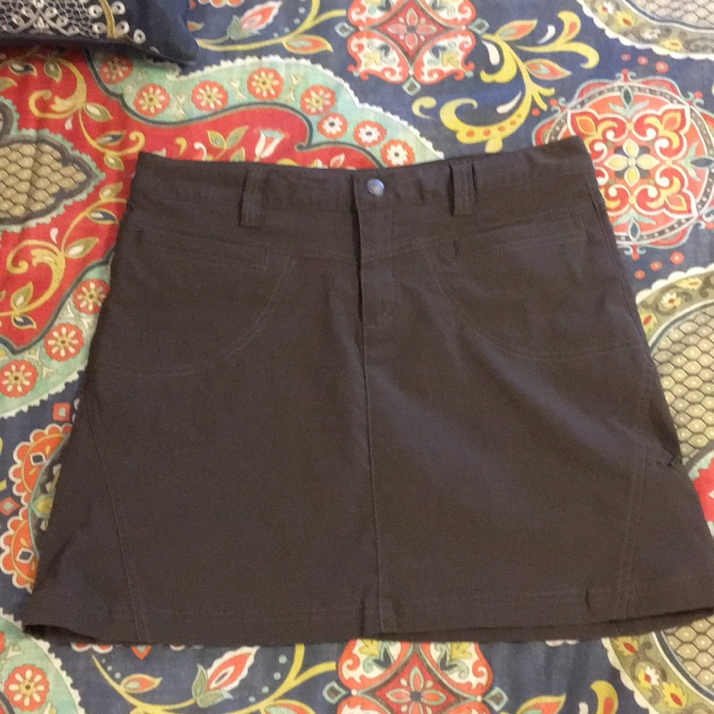 Athleta Olive Dipper Skort Size 6